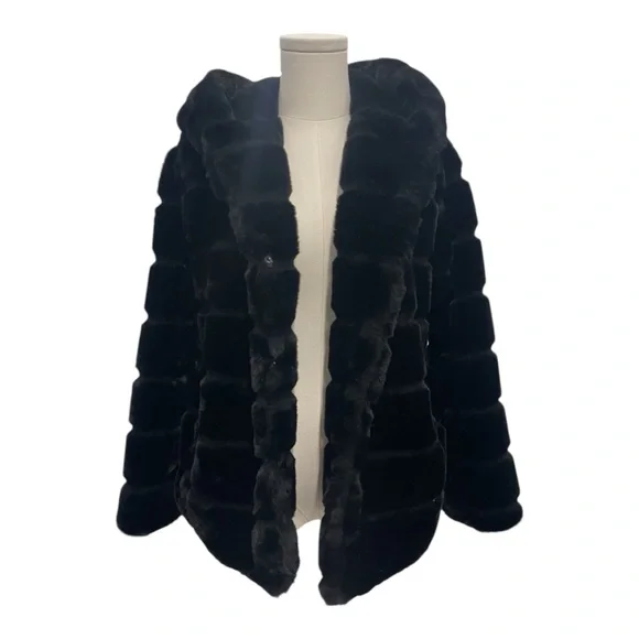 Women’s APPARIS Goldie Black Faux Fur Hooded Short Coat XS Chic Grunge Cozy - Picture 13 of 16